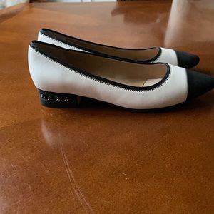 Vaneli black/white pumps with 1 in heel.  New
